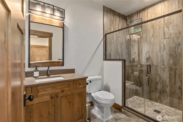 Ensuite bathroom