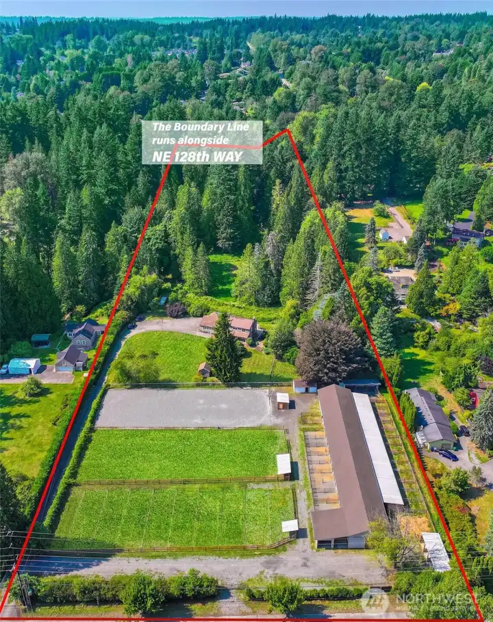 Approximate boundary lines.  Buyer to verify.