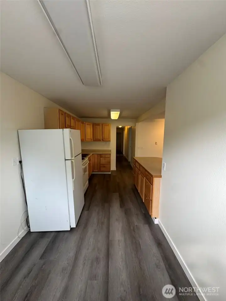 Breakfast nook looking back at kitchen