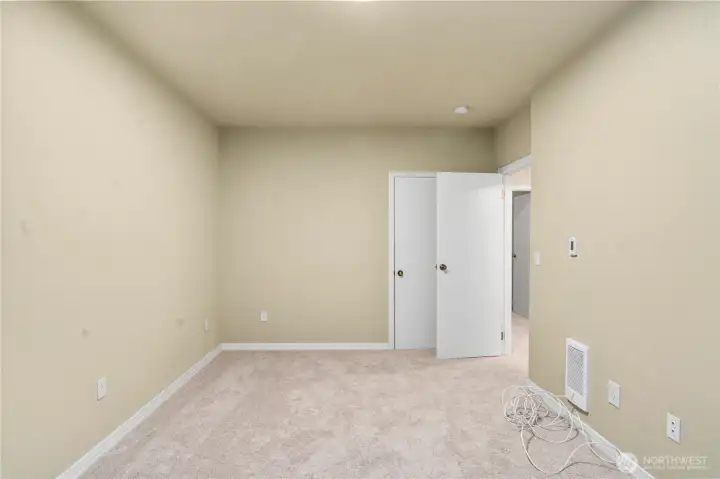 Additional room in ADU