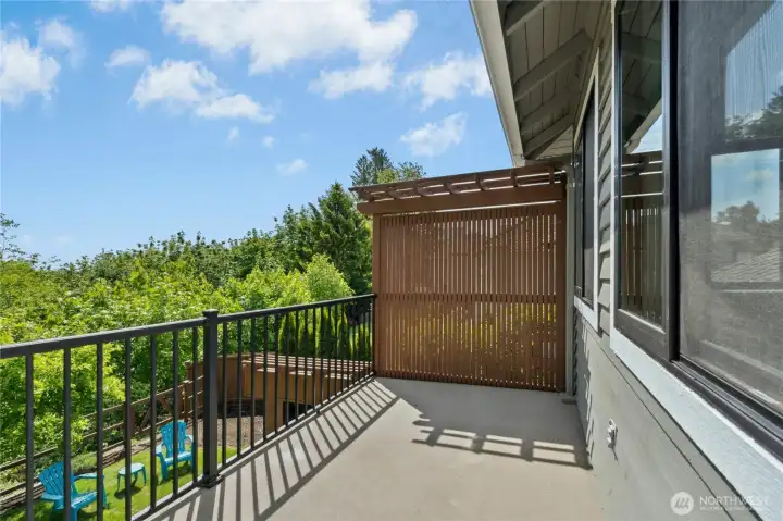 A privacy arbor makes it a peaceful place.