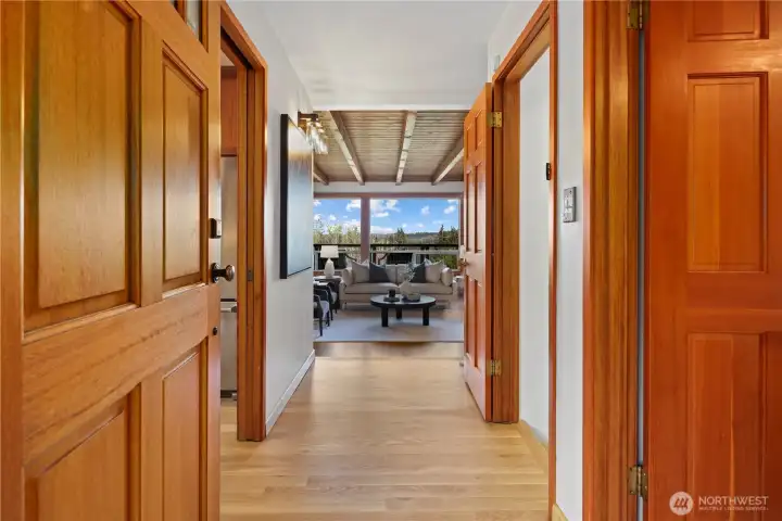 What a perfect outlook to come home to!