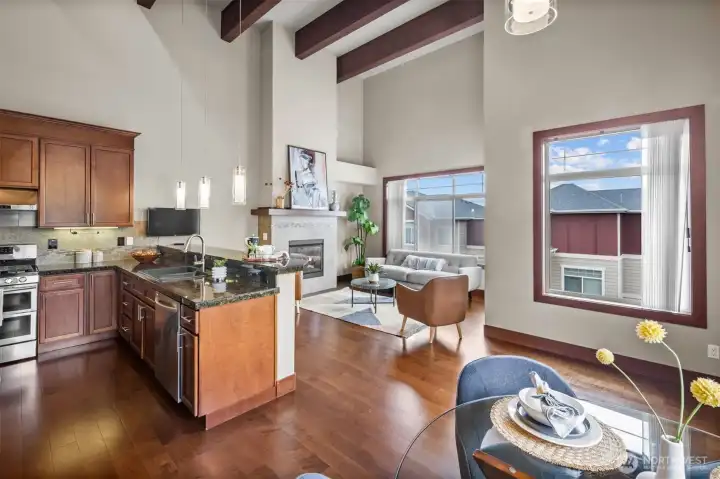 Perfect for the snowbird or traveler. Secure lobby access with elevator, secure entry, and one level living with no stairs. Perfect for the snowbird or traveler. Secure lobby access with elevator, secure entry, and one level living with no stairs.