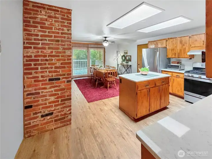 View of entrance to kitchen/dining off entry.