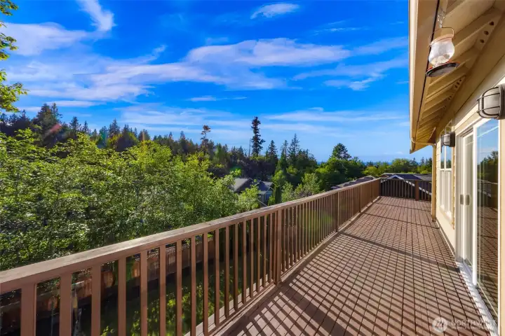 Sunny west facing main floor deck