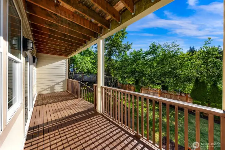 Downstairs deck