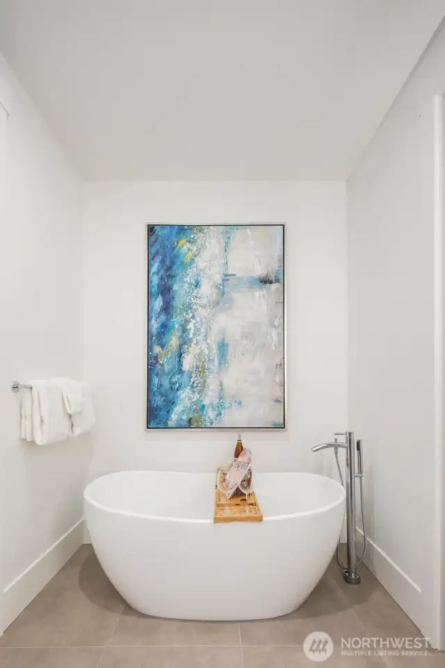 Soaker Tub.