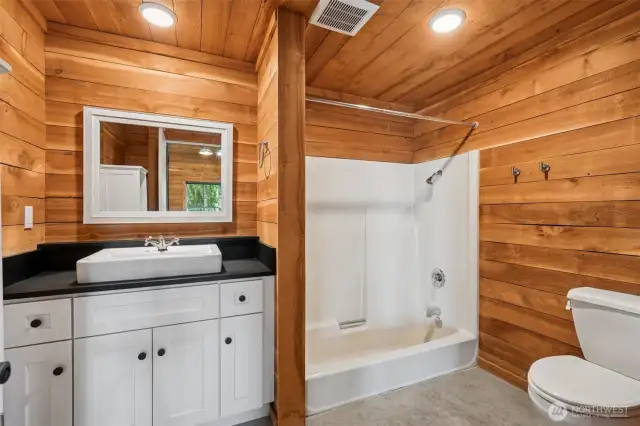 Full Bathroom