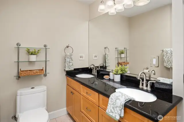 2nd floor jack-in-jill bath