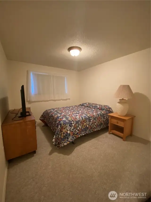 Guest room 1, lots of space!