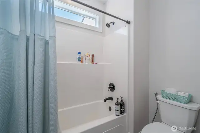 Guest Shower
