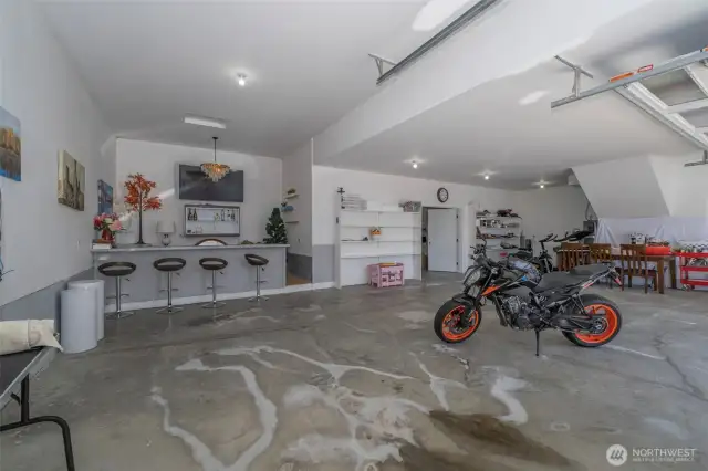 Garage with bar and storage