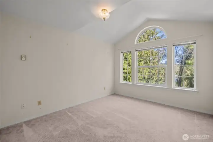 Large upstairs bedroom #3