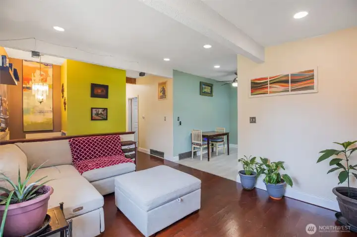 Gives a lot of space for relaxing or entertaining