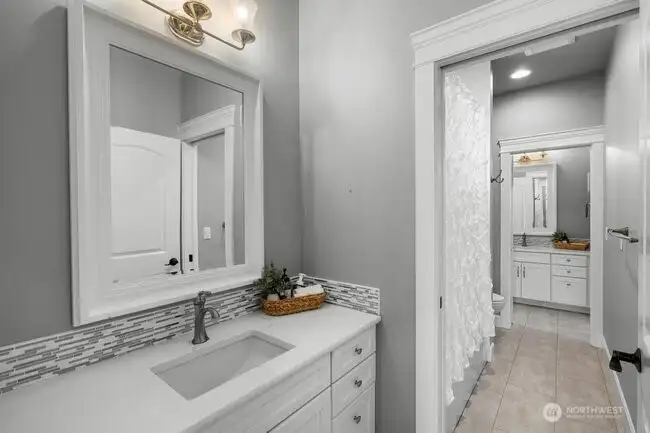 Bathroom between the Jack and Jill bedrooms