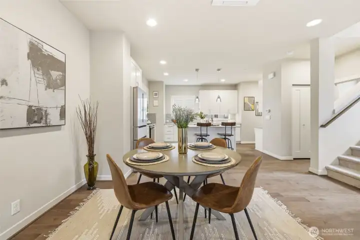 Dedicated dining area ideal for hosting dinners and celebrations