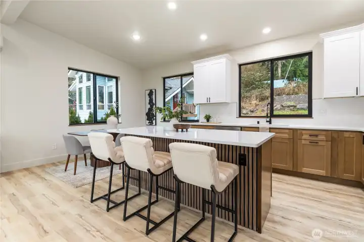 Spacious island with seating