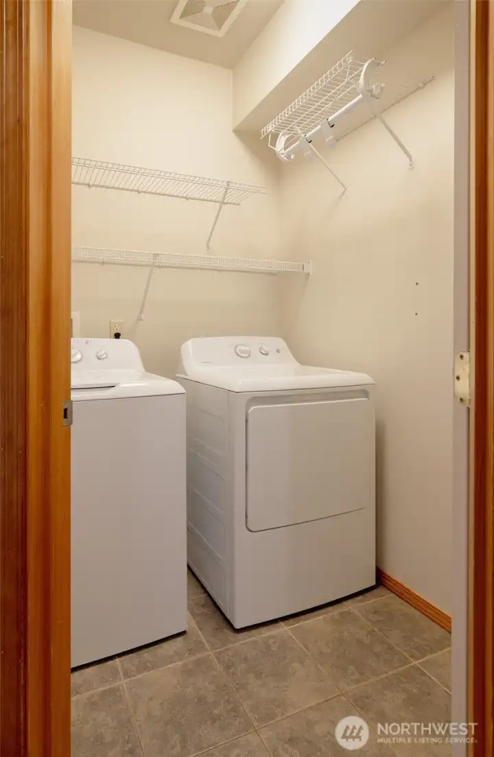 Lots of space in the Laundry Room to store detergents and  air dry clothing!