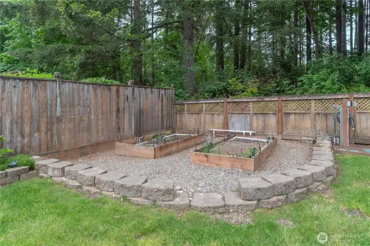 Garden space. Garden space.