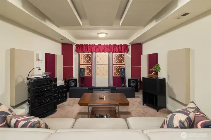 Bonus room currently used as music listening room. Bonus room currently used as music listening room.