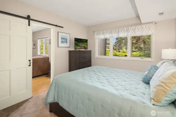 Lower level living suite bedroom Lower level living suite bedroom