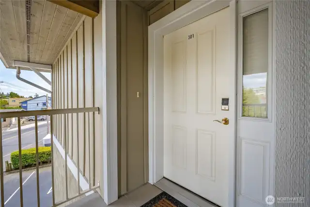 Exterior Entry