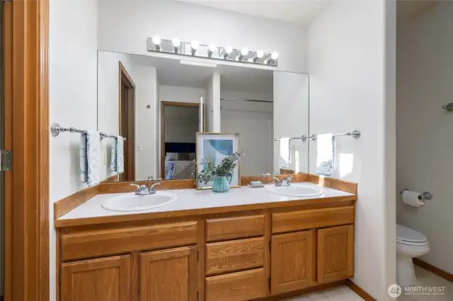Spacious primary bath.