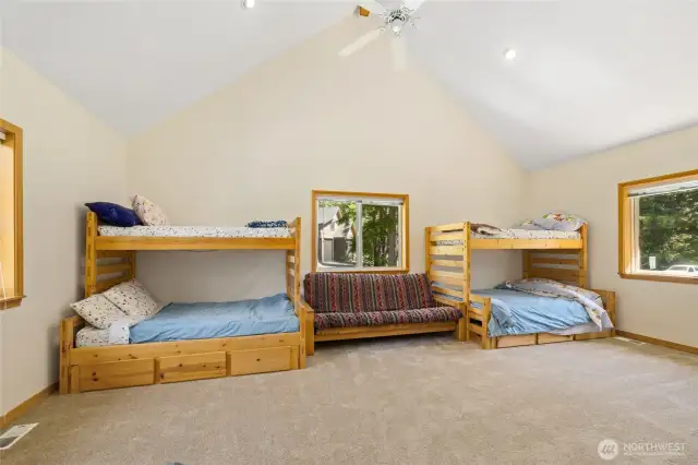 Use your imagination this room is big