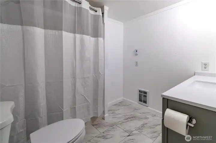 Main Bathroom curtain closed