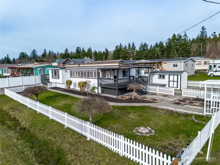 View from south east corner of Seaview/Willow