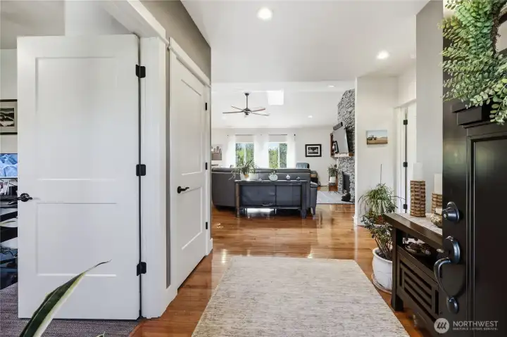 Inviting entry way