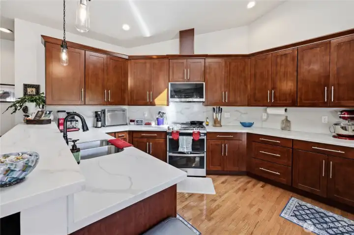 Plenty of storage and quartz countertops