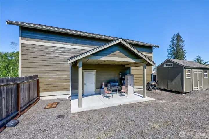 Covered entry into the detached garage
