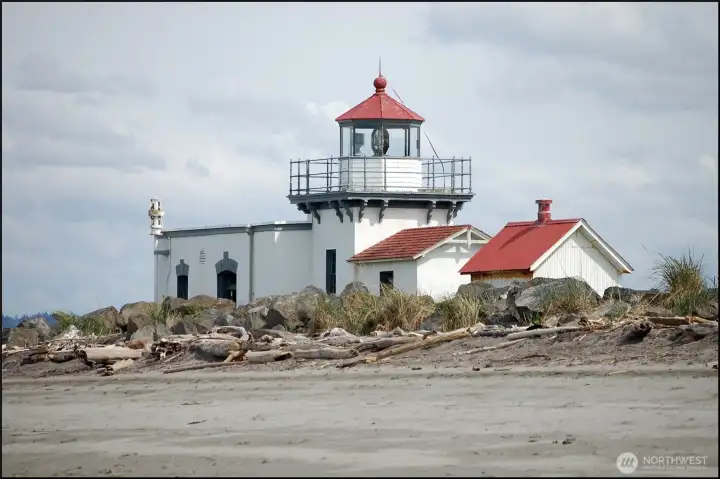 Close to Point no Point lighthouse
