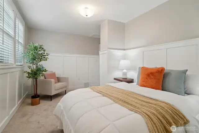 Upstairs primary bedroom