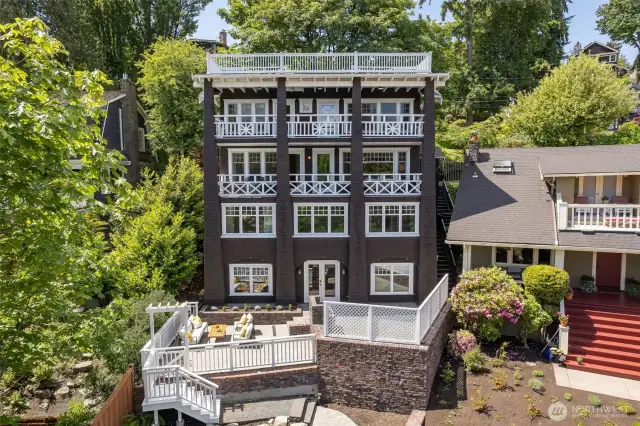 Iconic Craftsman in the Heart of Madrona