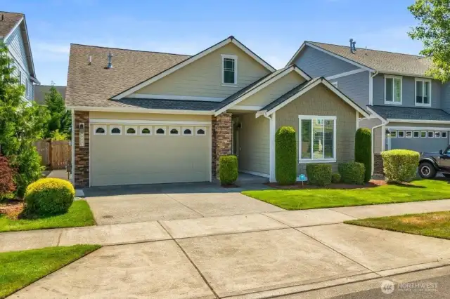 Located in Chestnut Village, the neighborhood is convenient to the State Capitol, highly-rated schools, shopping and freeways.