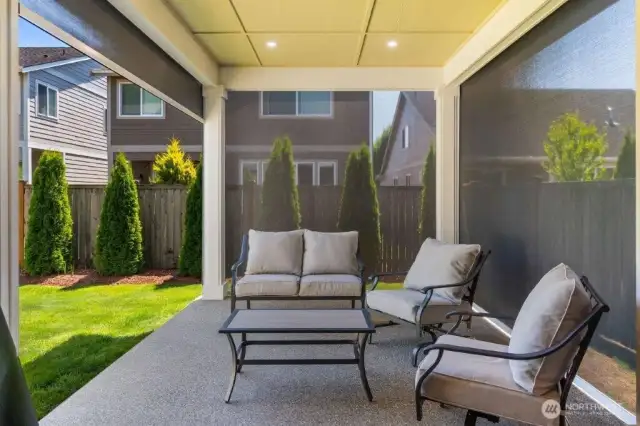 The patio screens bring privacy as well as comfort.