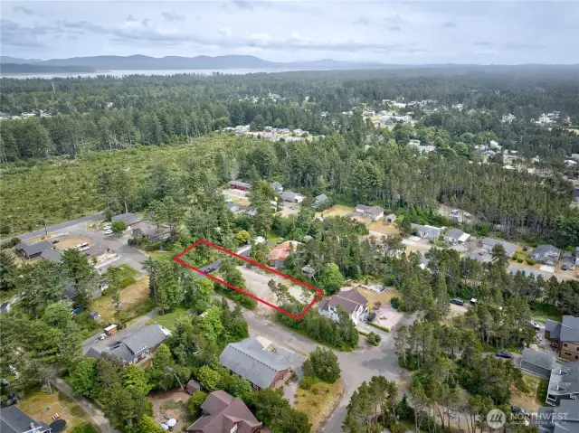 Build ready 16117 square foot lot in Beachwood on the Long Beach Peninsula. This west-side property has deeded access to the Ocean Beaches and the Pacific Ocean. Beachwood is a quiet community with paved streets and higher-end homes.