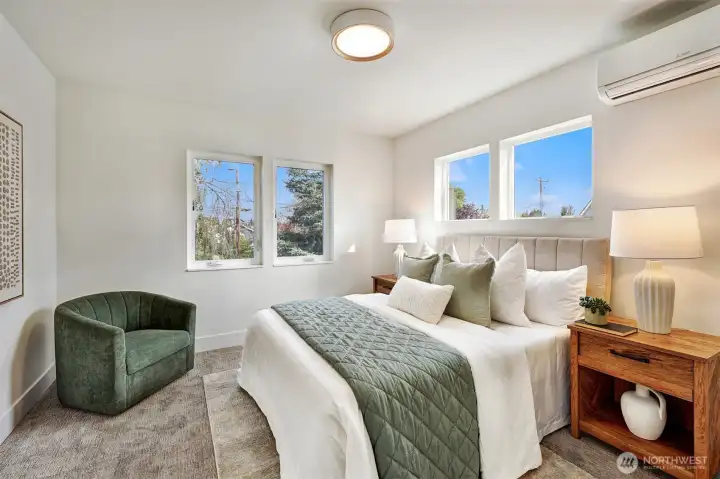 1st bedroom (2nd floor)