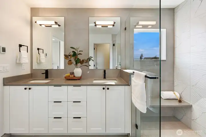 Double vanity