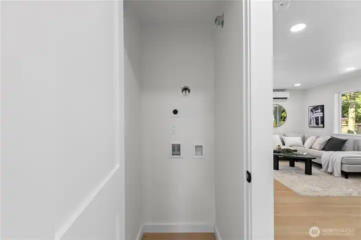Washer and Dryer closet with hookups and fan