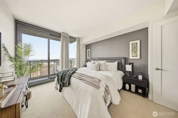 Secondary bedroom or home office with city views.