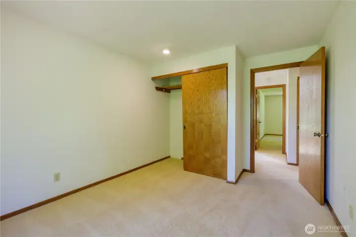 ...also features double closet.