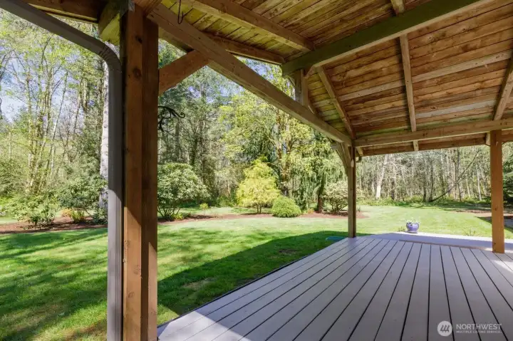 Peaceful views to the backyard.