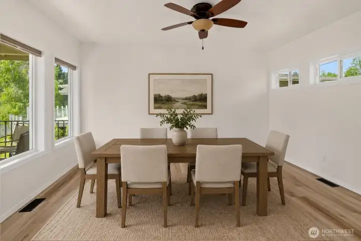 Dining room virtually staged
