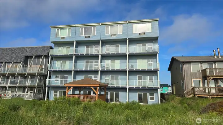 Unit features large windows for beautiful views Unit features large windows for beautiful views