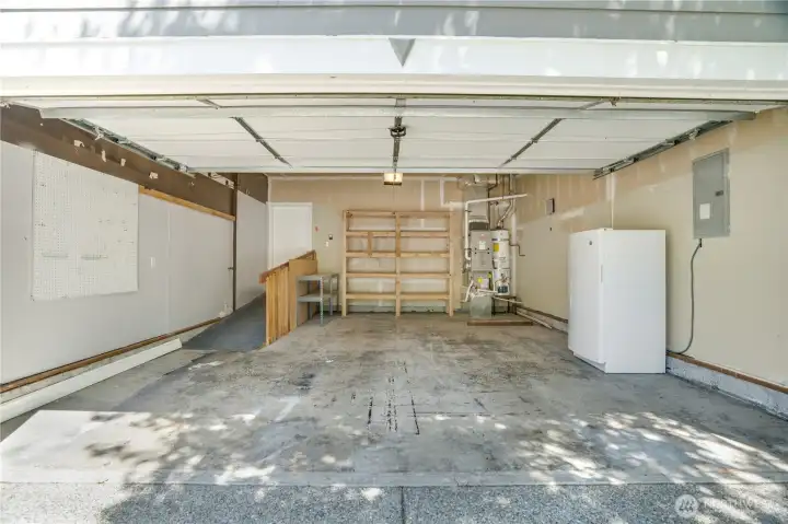 2 car garage.