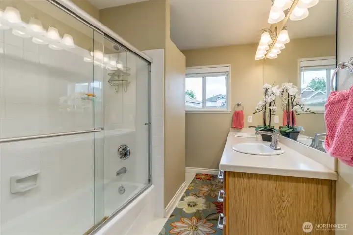 Full bathroom on the main floor. Enjoy the luxury of near-instant hot water, thanks to a whole-home circulation pump.