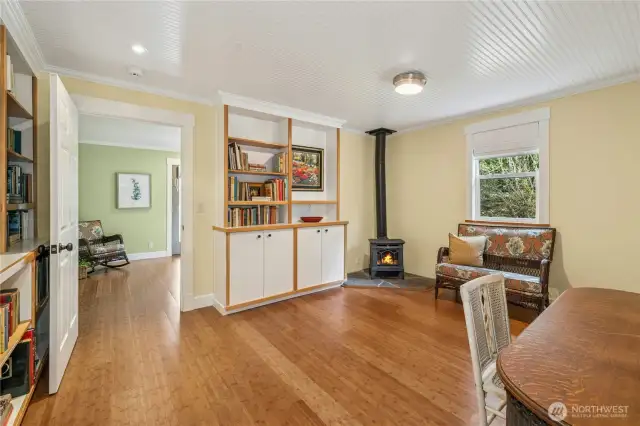 Guest House Reading Room with Propane Stove